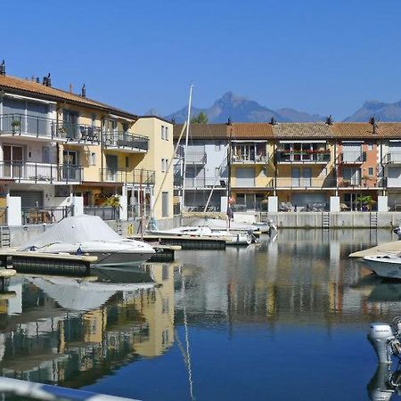 Superbe Appartement Dans La Marina Du Bouveret Port-Valais Exterior foto